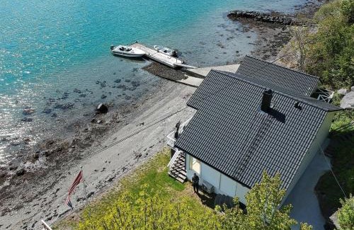 Etne House | 6 person holiday home in ETNE