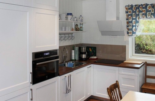 Torget House | 6 person holiday home in Sømna