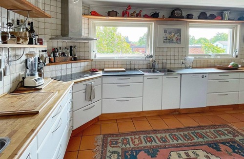 Askim House | 6 person holiday home in ASKIM-By Traum