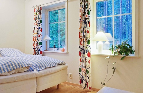 Vato House | 6 person holiday home in VäTö
