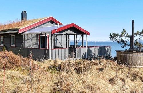 Uthaug House | 6 person holiday home in Storfosna-By Traum