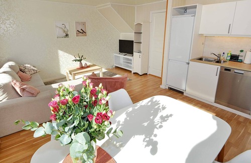 Arendal Apartment | 6 person holiday home in EYDEHAVN