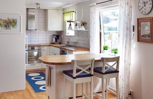 Kyrkesund House | 6 person holiday home in KLÖVEDAL