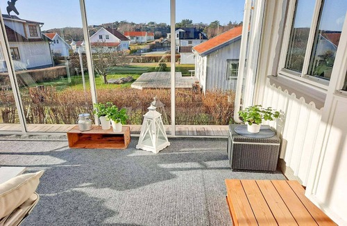Lysekil House | 6 person holiday home in LYSEKIL-By Traum