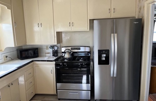 Visalia Other | 6 Ranch Farmhouse in the country!