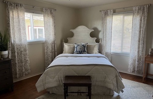 Visalia Other | 6 Ranch Farmhouse in the country!