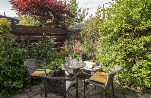 Tillicoultry House | 6 RONALD PLACE, pet friendly, character holiday cottage in Stirling