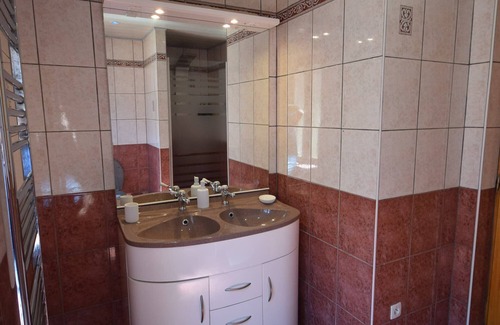 Saint-Hippolyte Apartment | 6-seater apartment