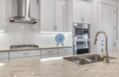 Santa Rosa Beach House | 6-Seater Golf Cart & 7 Adult Bikes! Near 2 Pools! Hurry, Book Today! ~ Virginia
