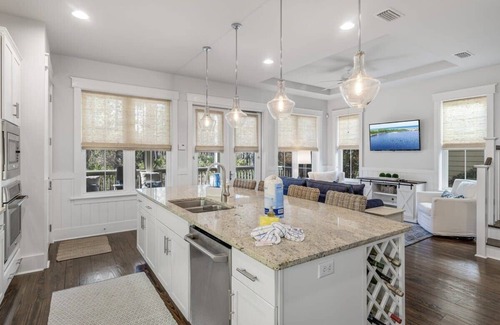 Santa Rosa Beach House | 6-Seater Golf Cart & 7 Adult Bikes! Near 2 Pools! Hurry, Book Today! ~ Virginia