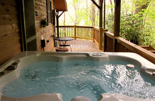 Maggie Valley Cabin | 6 Secluded Acres/Hot Tub/Fire Pit/Wood Fireplace/Pool Table/Hammock/Pets OK