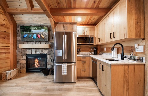 Laura House | #6 Shady Maple