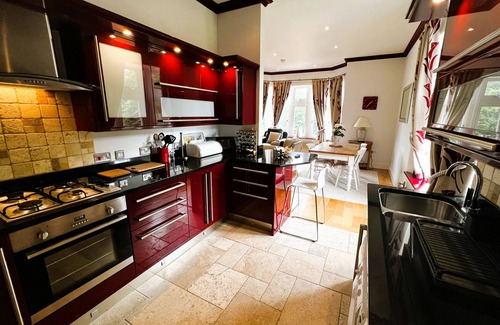 Shanklin Apartment | 6 Shanklin Manor