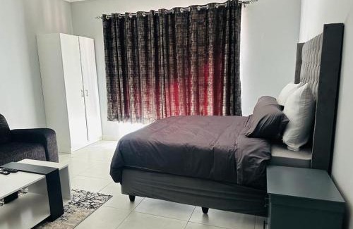 Bezuidenhout Valley House | 6 the Curve Unit 18