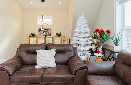 West Codman Hill - West Lower Mills Apartment | 60-3 3BR Boston - Sleek Apartment near Franklin Park