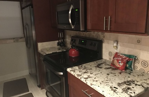 Yacht Club Condo | 60 day min stay required. Gulf Access in Yacht Club SE Cape.