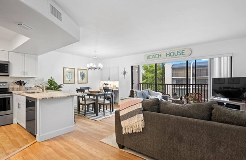 Jupiter Condo | 60% Discount APRIL Jupiter Beach Getaway A with a Special discount for January
