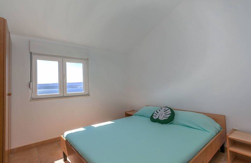 Lokva Rogoznica Apartment | 60 m² Apartment ∙ 2 bedrooms ∙ 5 guests