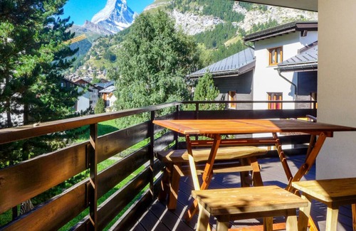 Zermatt Apartment | 60 m² Apartment ∙ 2 bedrooms ∙ 4 guests