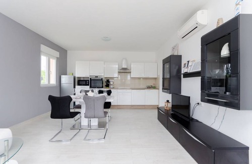 Lopar Apartment | 60 m² Apartment ∙ 2 bedrooms ∙ 5 guests