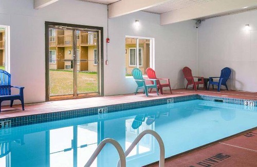 Delaware Water Gap Hotel | 60 m² Hotel ∙ 4 guests