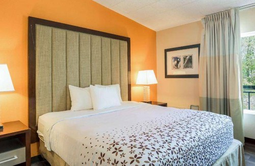 Delaware Water Gap Hotel | 60 m² Hotel ∙ 4 guests
