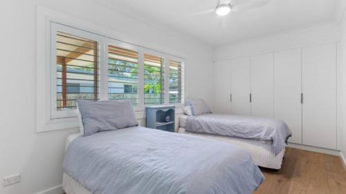 Greenwich House | 60 Yamba Street Hawks Nest