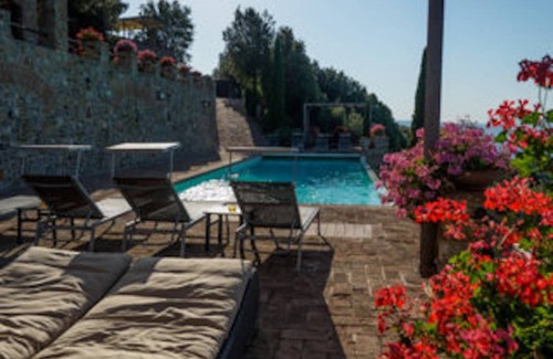 Pari Other | 600 m² Accommodation ∙ 8 bedrooms ∙ 20 guests