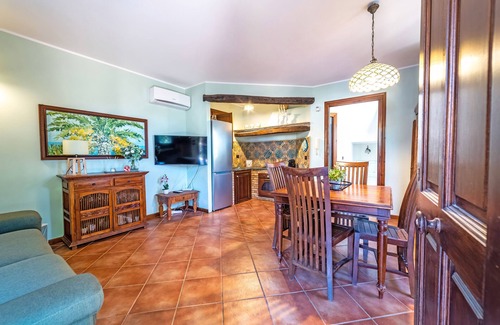 Villa Grazia di Carini Villa | 600 meters away from the sea, private pool, lush garden