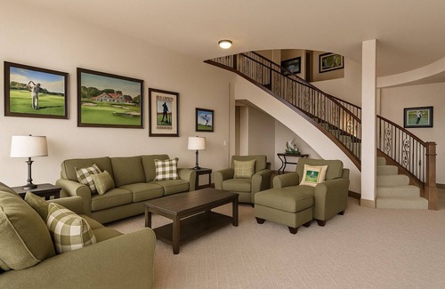 Mesquite House | 6000 Sq Ft Golf Estate 8BR 12 Beds Near 7 Courses Hot Tub