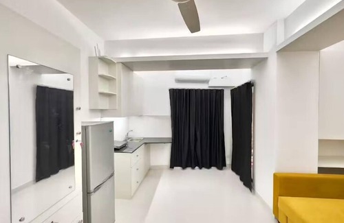 Basundhara Residential Area Apartment | 600sqft 5 Elite Stay with Pool and Sauna