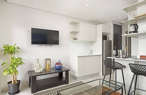 Windermere Apartment | 601@2SIX2 Florida Road