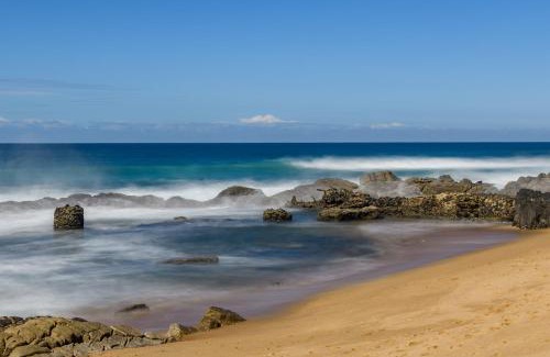 Sheffield Beach Apartment | 603 Villa Royale