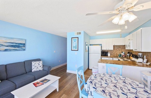 Wilmington Beach Condo | 604 Peaceful View by Atlantic Towers