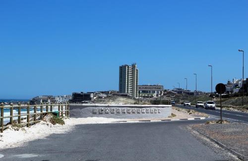 Bloubergstrand Apartment | 605 Nautica