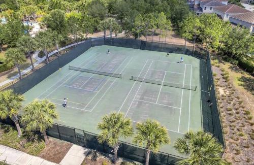 Loughman House | 6079 Enchanted Villa 7 Bed by Disney