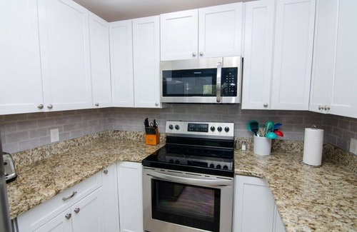 Franklin House | 608 Glencoe Ct · Quiet neighborhood in Downtown Franklin