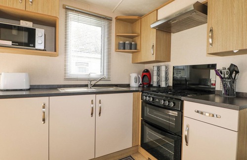 Bognor Regis Cottage | 610 Caravan