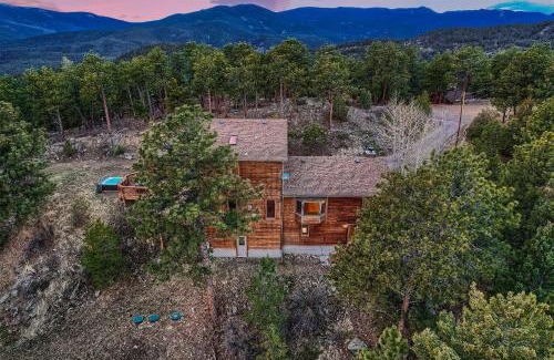 Bailey House | 614 Eagle Tr