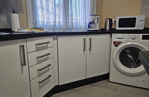 Las Campas y San Claudio Apartment | 619A Moderno y acogedor apartamento