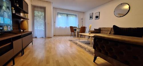 Herzogenrath Apartment | 61qm - Sehr schöne vollmöblierte Wohnung in Herzogenrath