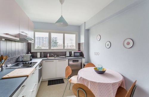 Bourg-l'Eveque Apartment | 62 m² Apartment ∙ 2 bedrooms ∙ 4 guests