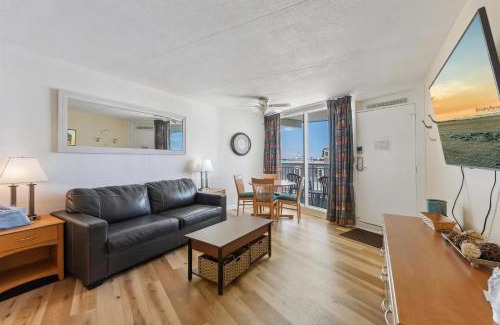 Wildwood Crest Apartment | 6201 Ocean Ave, Unit 505 - The Nassau Inn