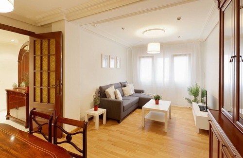 Las Campas y San Claudio Apartment | 621B Acogedor apartamento