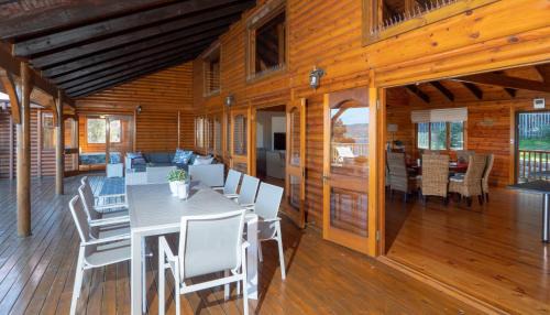 Old Place House | 63 Milkwood