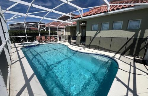 Tuscan Hills Villa | 633 Fabulous 6 bed Home with Due South Facing Private Pool Themed Kids Rooms