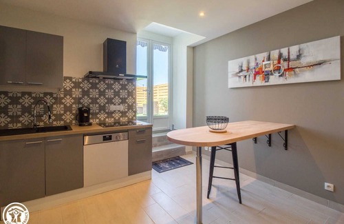 Montaigut-le-Blanc House | 63g1455 - Montaigut LE Blanc