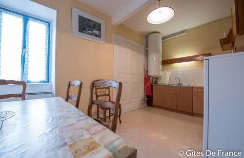 Roche-Charles-la-Mayrand House | 63g63892 - Roche-charles-la-meyrand