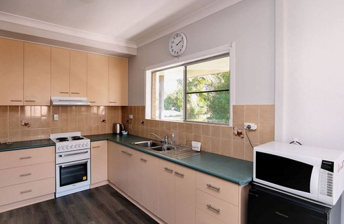 Elliott Heads House | 64 Bathurst Street Pet friendly