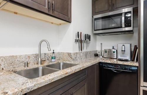 Carlsbad House | 644 A Renovated Condo at a World-Renowned Resort - Free Wifi and Parking